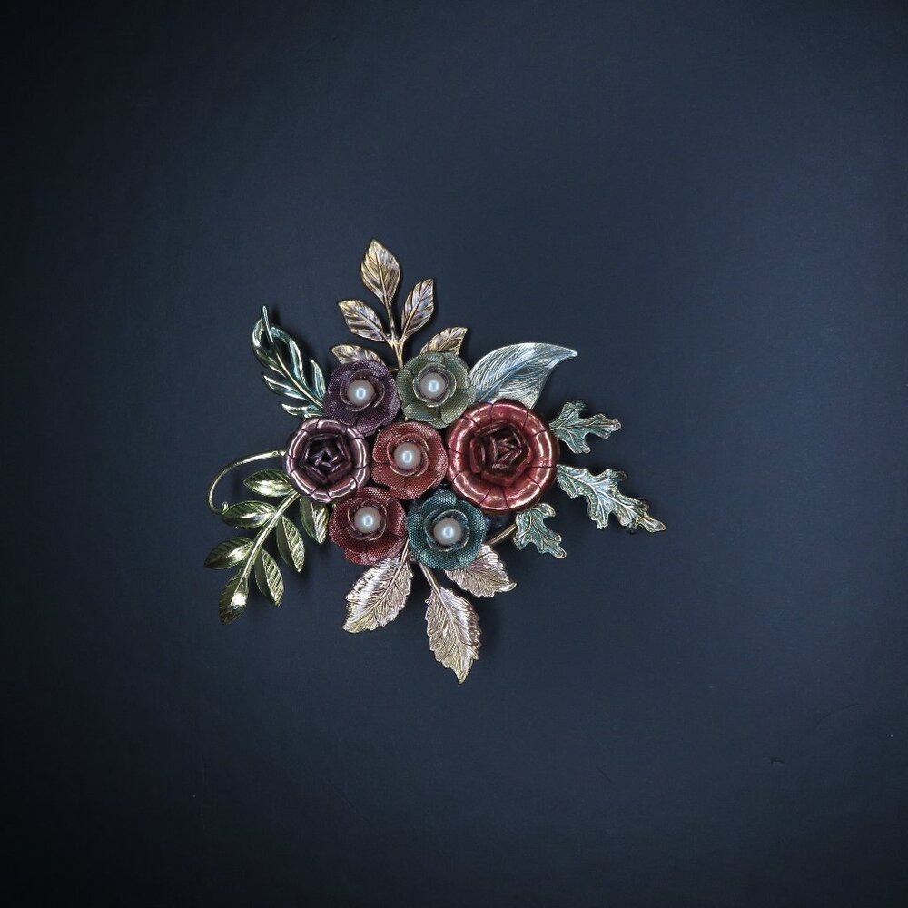 Multicolor Metal Flower Pin
